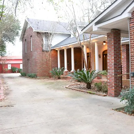 Bed and Breakfast Opus House